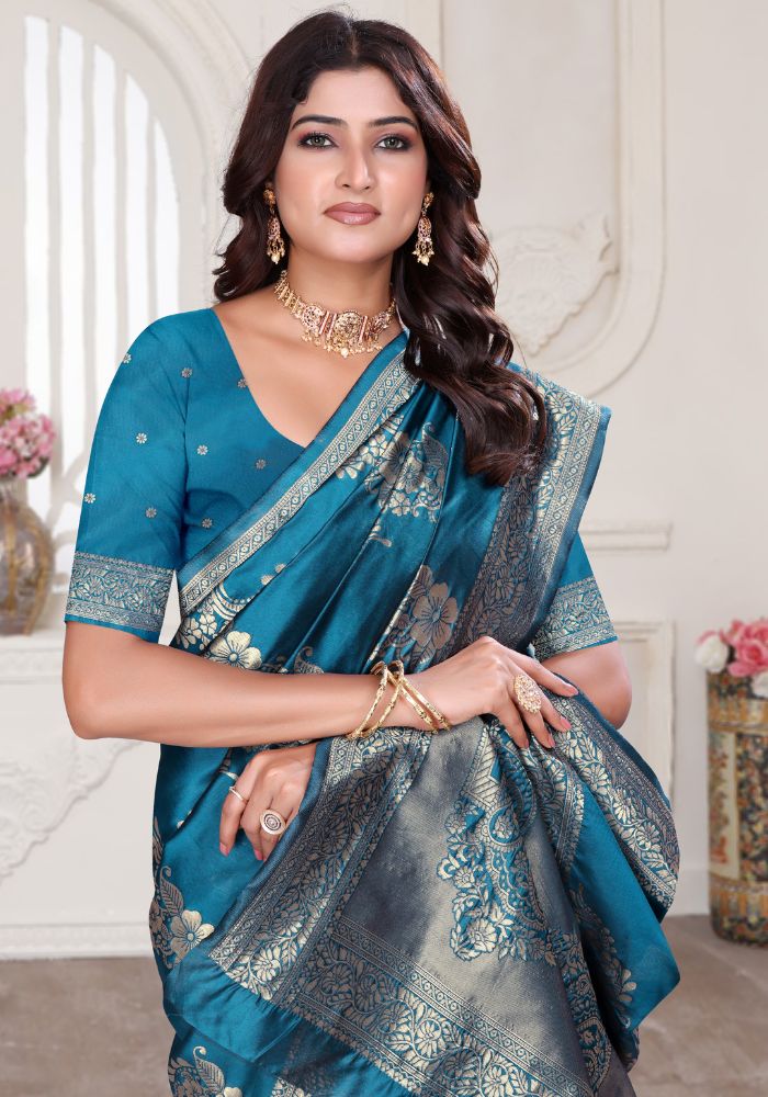 Aura Morepeach Banarasi Silk Saree