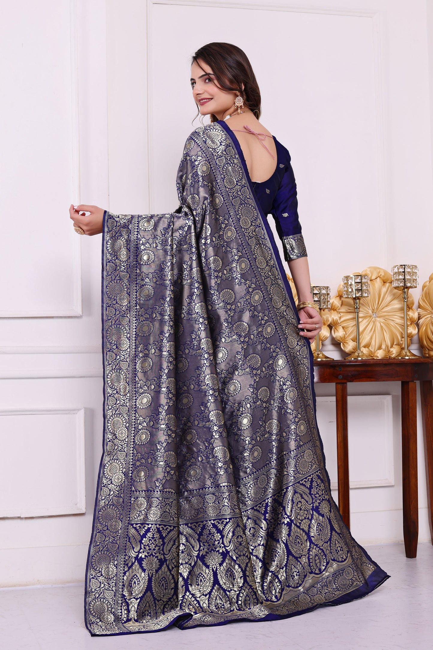 Chandrika N.blue Banarasi Silk Saree