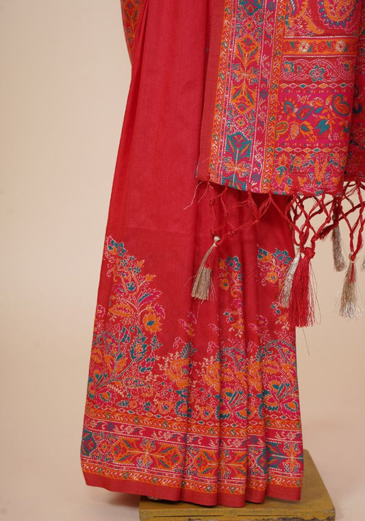Glamorous Red Pashmina Saree With Artistic Minakari Work