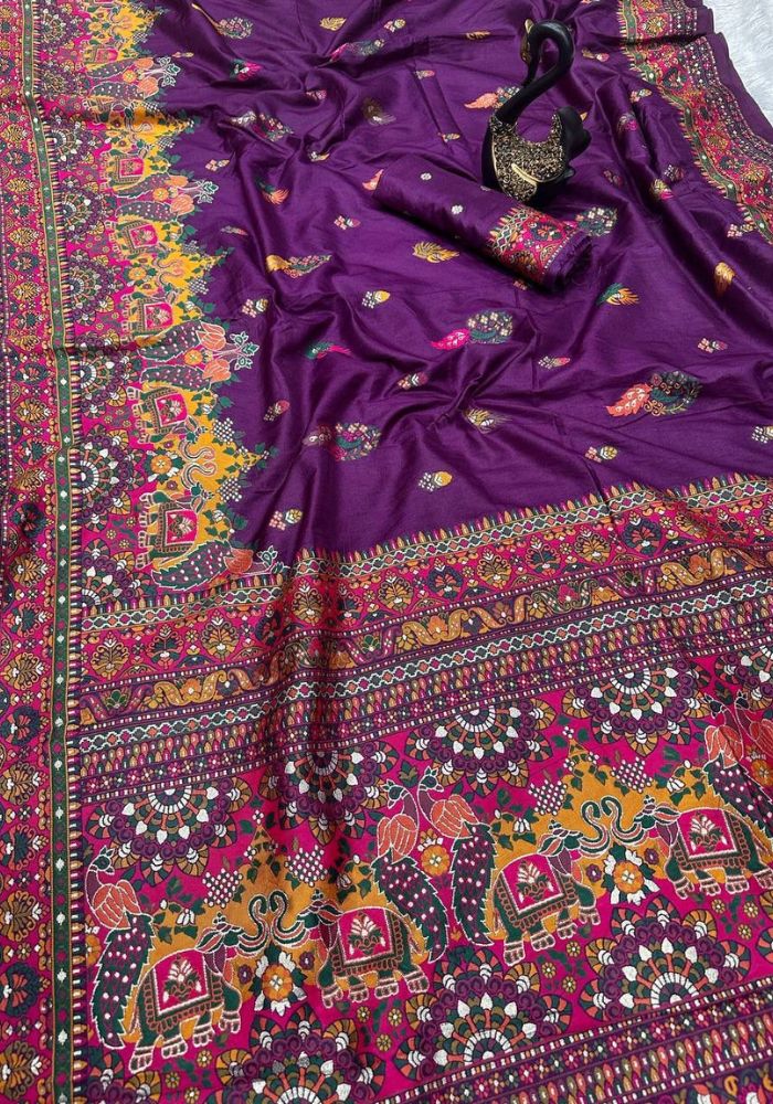 Exceptional Purple Pashmina Saree With Gratifying Blouse Piece
