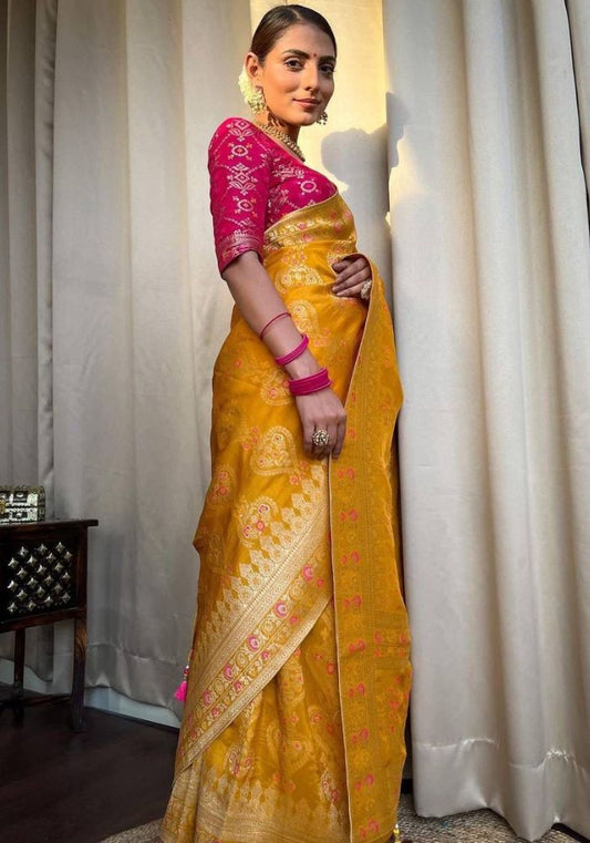 Tisha Gold Banarasi Silk Saree