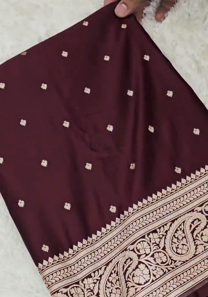 Tavisha – Deep Maroon Banarasi Soft Silk Saree with Intricate Paisley Zari Weaving
