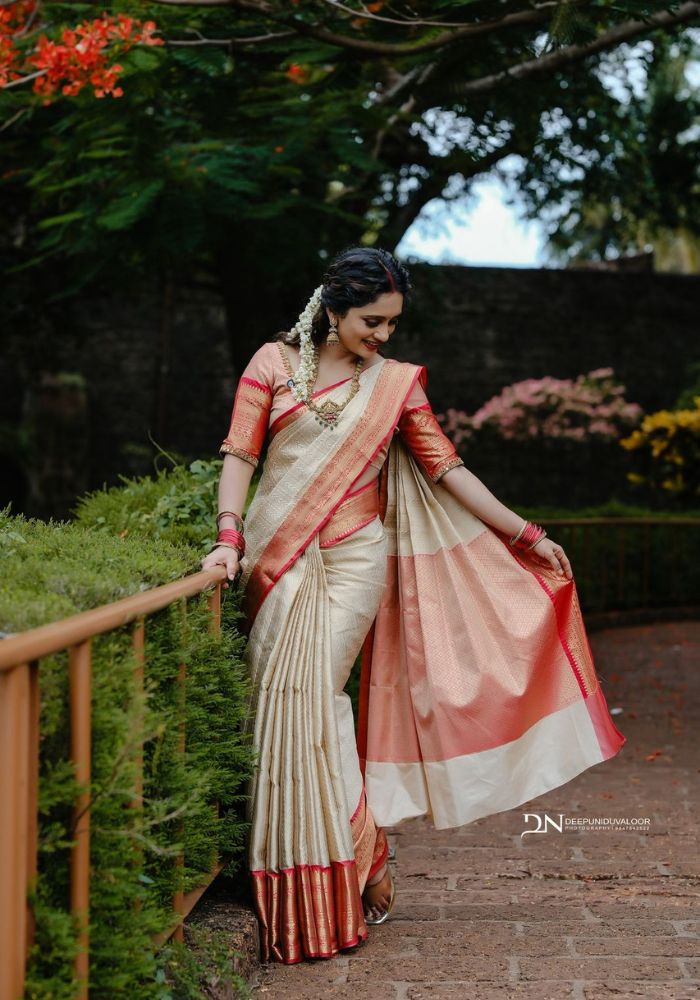 Beige Soft Silk Saree With Snappy Blouse Piece