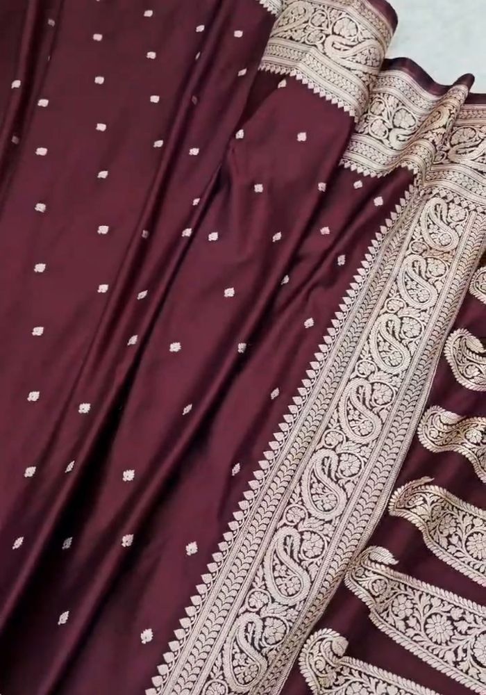 Tavisha – Deep Maroon Banarasi Soft Silk Saree with Intricate Paisley Zari Weaving