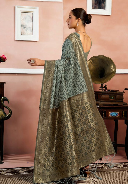 Anushree Linen saree