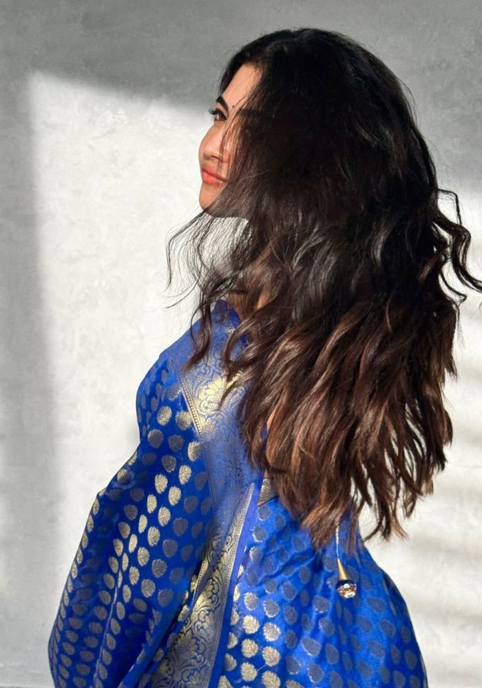 Admyrin Blue Soft Silk Designer Party Wear Banarasi Saree with Blouse Piece