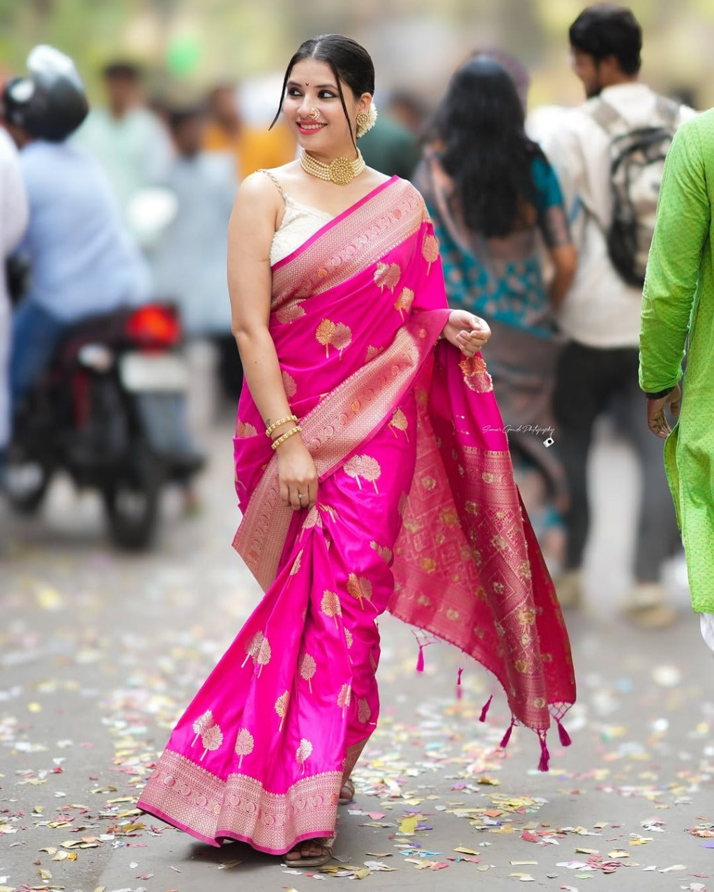 Rani Noor – Banarasi Soft  Silk Saree