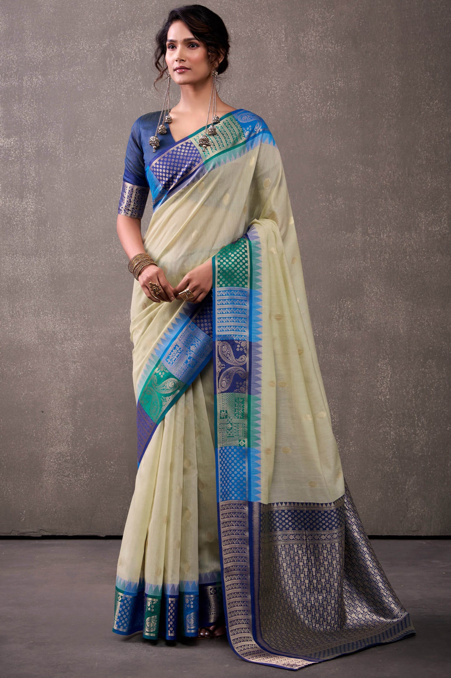 Effulgent Beige & Blue Cotton Silk Saree With Lustrous Blouse Piece